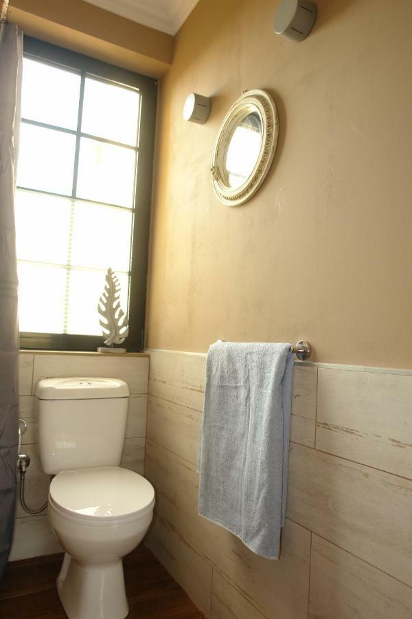 "Green Apartment" Close To Port & Center - Parking Patras Extérieur photo